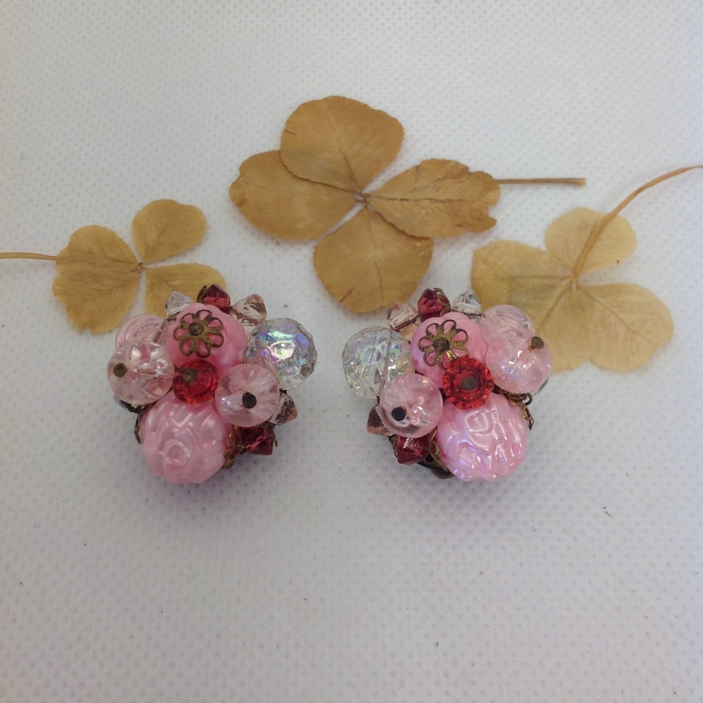 Western Germany Vintage 50's Pink Blossoms Clip on